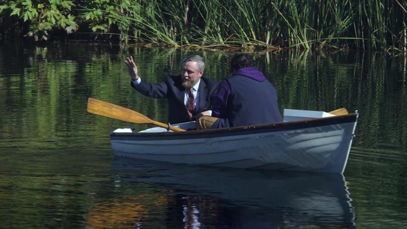 Ken: Hello, moorhens. Travis: Those are moorhen ducks. How